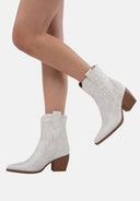 Stiefelette Stiefeletten